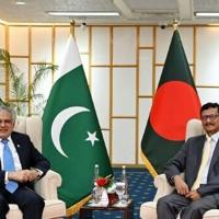 Bangladesh and Pakistan bolster ties but war apology 'unresolved'