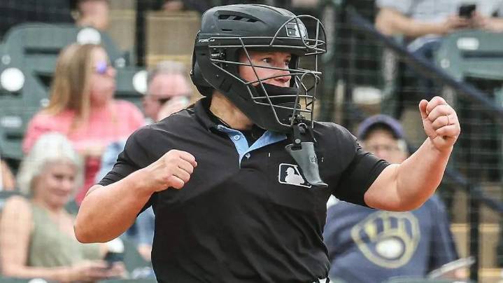 ¿Quién es Jen Pawol? La mujer que hará historia como umpire en Grandes Ligas