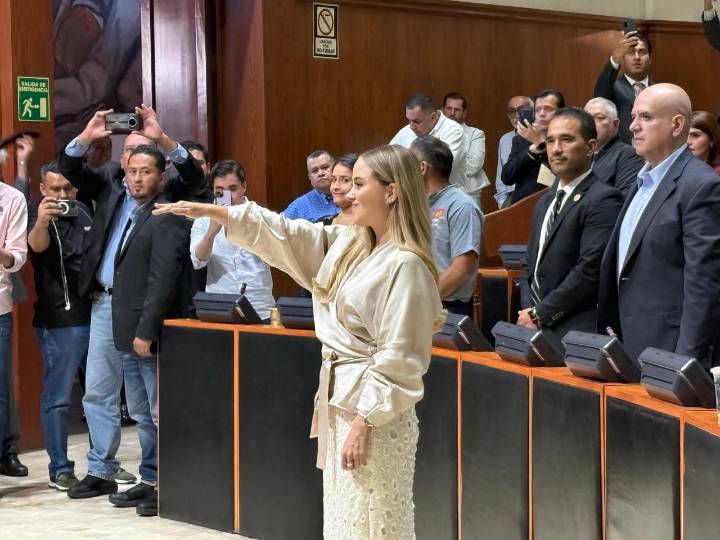 Stephanie Sifuentes elegida como la nueva contralora interna del Congreso