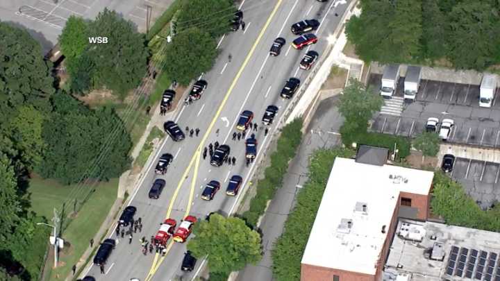 “Corre, escóndete, lucha”: Universidad Emory reporta tiroteo cercano al campus
