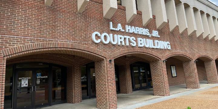 19-year-old J.R. Tucker High School student taken by ICE agents at Henrico courthouse