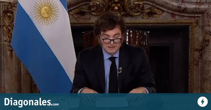 Milei prepara una cadena nacional para responder a los batacazos del Congreso