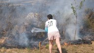 Ola de incendios: Situación crítica en Galicia y Castilla y León, carreteras cortadas y trenes suspendidos