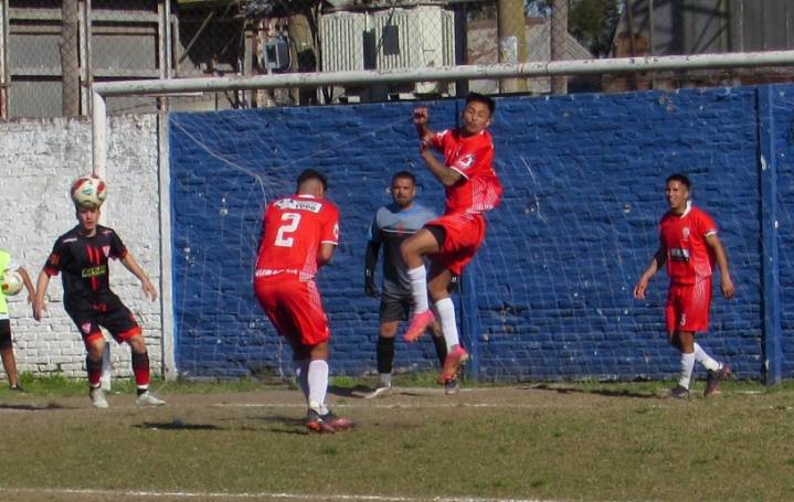 Fútbol local: sábado de final de playoffs