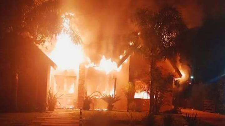 Se incendió una vivienda en un barrio cerrado de Pilar del Este