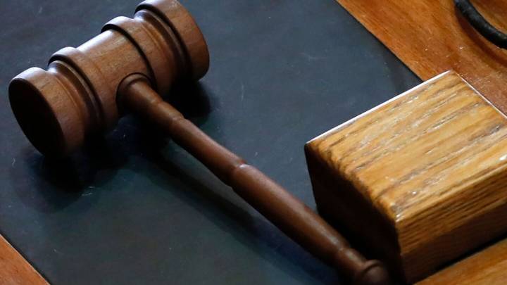 Federal appeals court strikes down Ind. ‘police buffer zone’ law