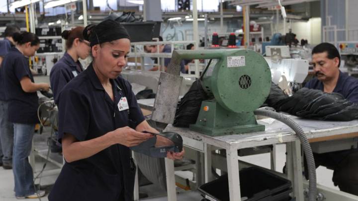 Ley Silla y derecho al descanso aplican a todas las empresas, sin importar su giro: STPS
