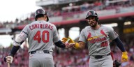 Winn drives in 3 runs, Cardinals take advantage of De La Cruz’s error in 10th for 7