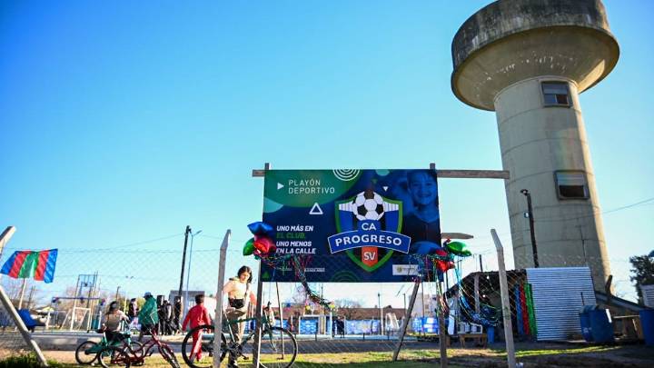 San Vicente: Inauguraron un playón deportivo en el Club Progreso