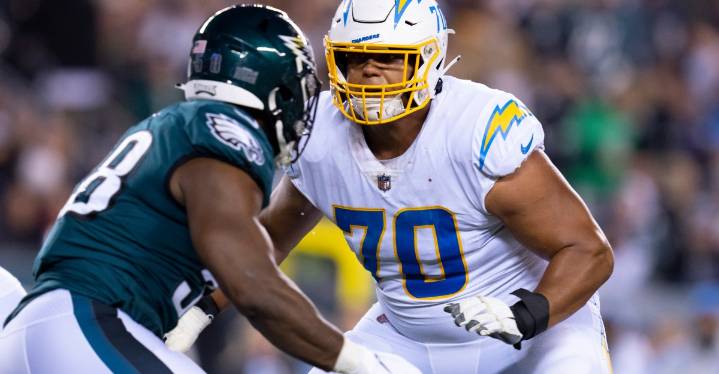 Yet another 2025 Eagles opponent is dealing with a significant left tackle injury