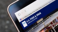 FDA to publish reports of adverse events tied to drugs on daily basis