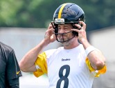 Aaron Rodgers Keeps Falling Down as Mike Tomlin Clears Stance on Steelers QB Aaron Rodgers drops in QB tiers as Mike Tomlin defends him, calling the veteran quarterback a unicorn amid leaguewide doubt