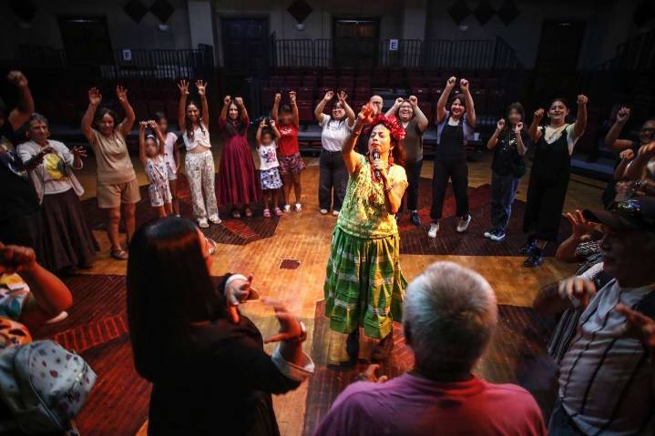 Presentan el cuento colectivo “Te juego un cuento” en el Centro Municipal de las Artes