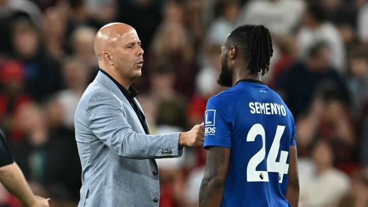Insultos racistas empañan el inicio de la Premier League en el partido entre Liverpool y Bournemouth