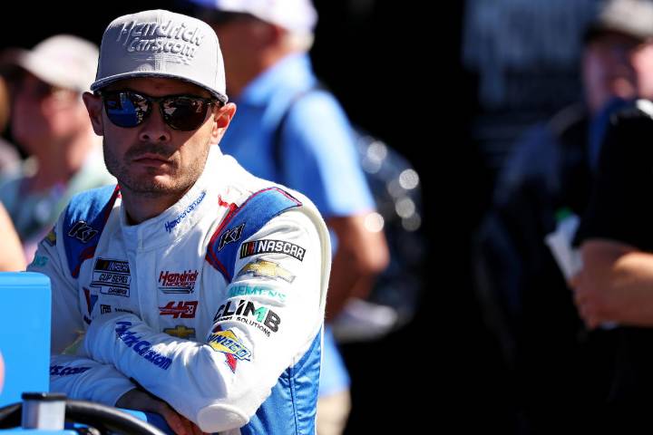 Kyle Larson’s Candid Confession Exposes HMS’ Hidden Playoff Weakness Amidst tense preparations for the playoffs, Kyle Larson confesses the pain points for his team in the upcoming tracks. Sumedha Mukh