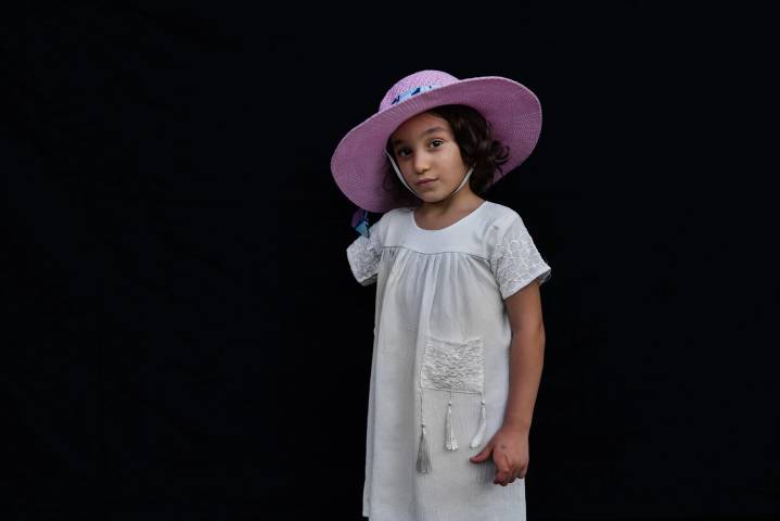 A 6-year-old girl from Gaza, a missing limb and a doctor’s mission