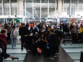 Se normalizan operaciones en AICM, pero persisten quejas por equipajes extraviados