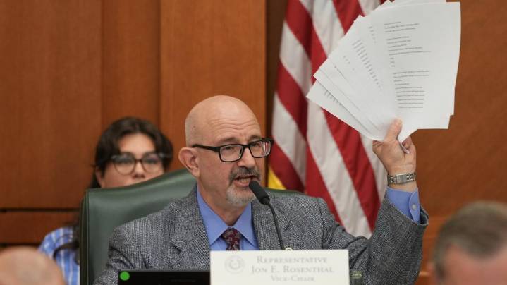 Texas GOP's redistricting plan faces accusations