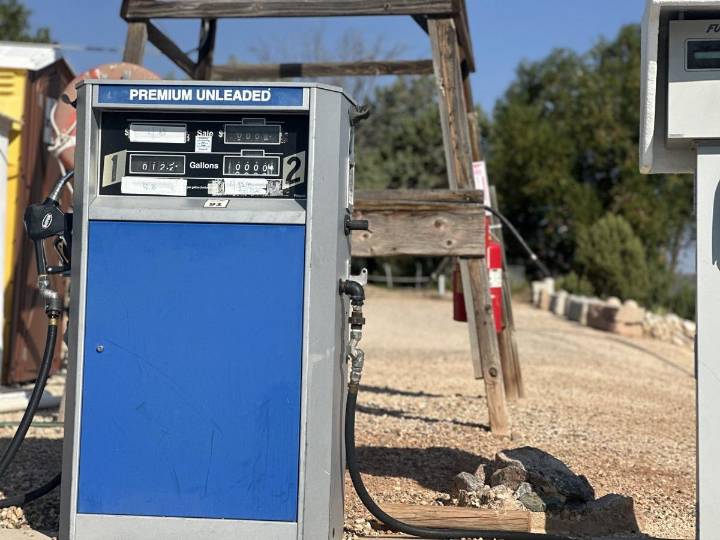 Wyoming Drivers Enjoy Lower Gas Prices This Week