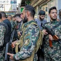 Palestinian camps in Lebanon begin disarming