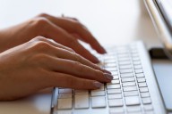 How to make climate-friendly and sustainable choices when shopping online