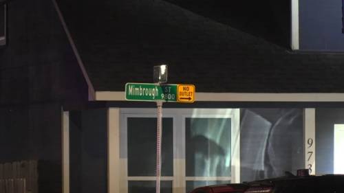 Shooter opens fire, shoots 10-year-old playing door-knocking game in SE Houston near Racine Road, HPD says