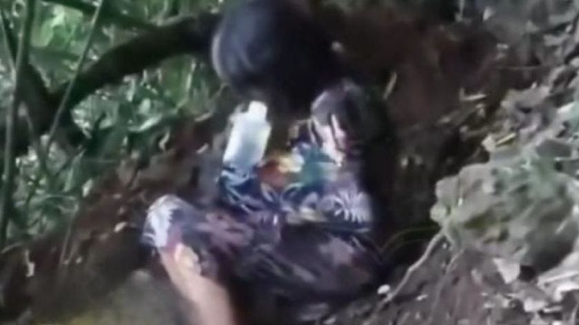 Rescatan a doñita perdida en la selva de Chiapas; aseguran que los “duendes” se lo llevaron
