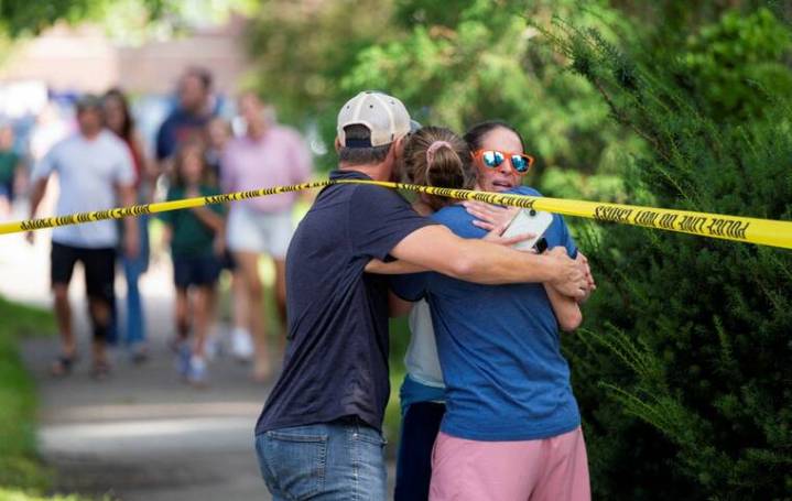 3 dead, 17 injured in shooting at Minneapolis school