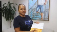 Llega apoyo económico a la madre de San Juanita en Mazatlán