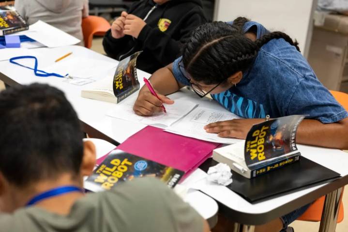Texas House Democrats’ frustration with STAAR bill highlights divide over how new test should look
