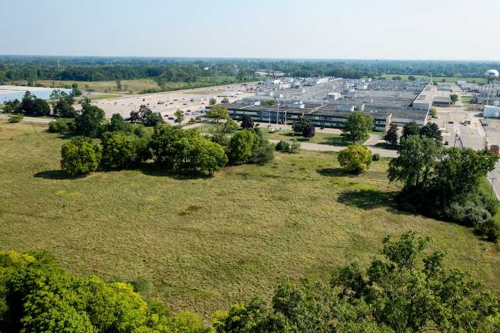 University of Michigan to reconsider location for controversial AI, computer data center project