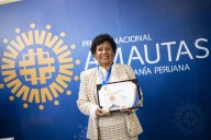 Artesana de Cusco recibe el Premio Nacional Amautas de la Artesanía Peruana 2025