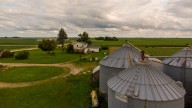 These graphics show why it's so hard to start farming in Iowa