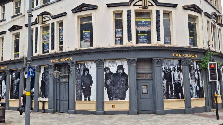 Tens of thousands join campaign to reopen iconic Birmingham pub where Black Sabbath...