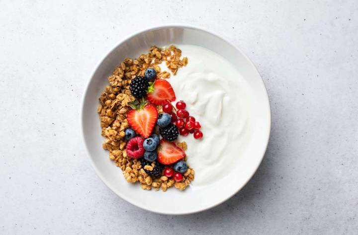 The Best Time to Eat Yogurt for Gut Health, Weight Loss, and Stronger Bones