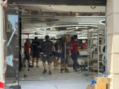 Cuenta atrás para la apertura de una conocida perfumería en el edificio 'Zara' del centro