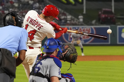 Ohtani lanza hasta la 5ª y conecta triple, pero O'Hoppe da a Angelinos triunfo de 6