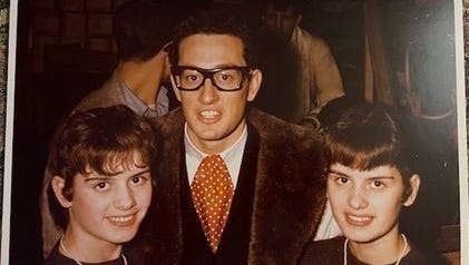 Identical twin from iconic 1959 Buddy Holly photo in…