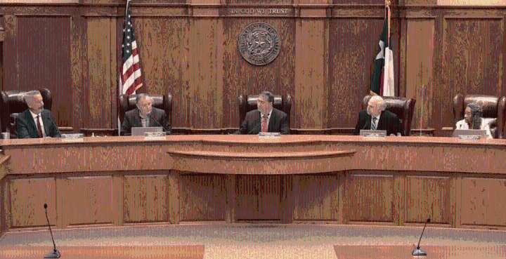 Smith County Commissioners add budget item to increase employee insurance coverage