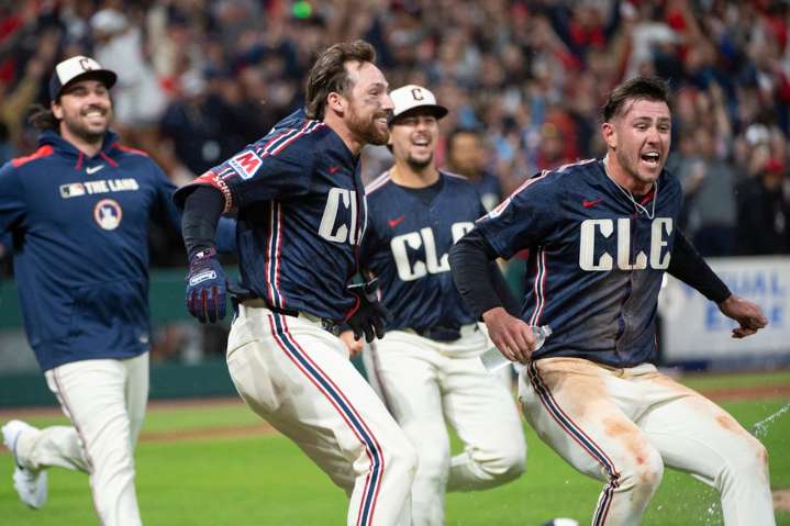 Guardians rally for improbable 5-4 win against Mariners as Cleveland’s 1995 AL Championship team looks on