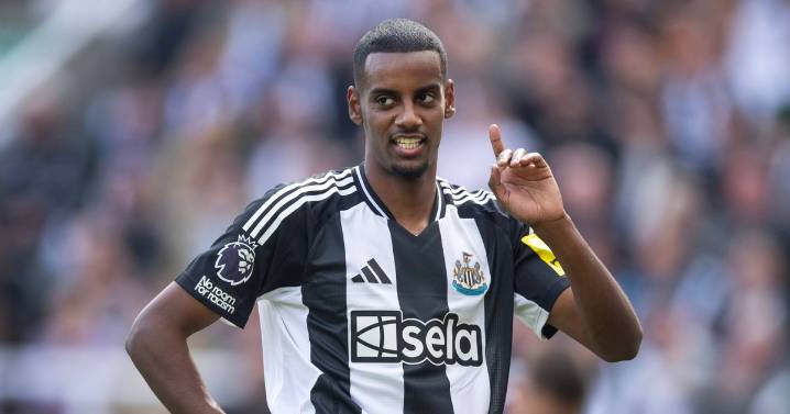 Liverpool transfer news: Alexander Isak huge update as 'personal terms agreed' for star