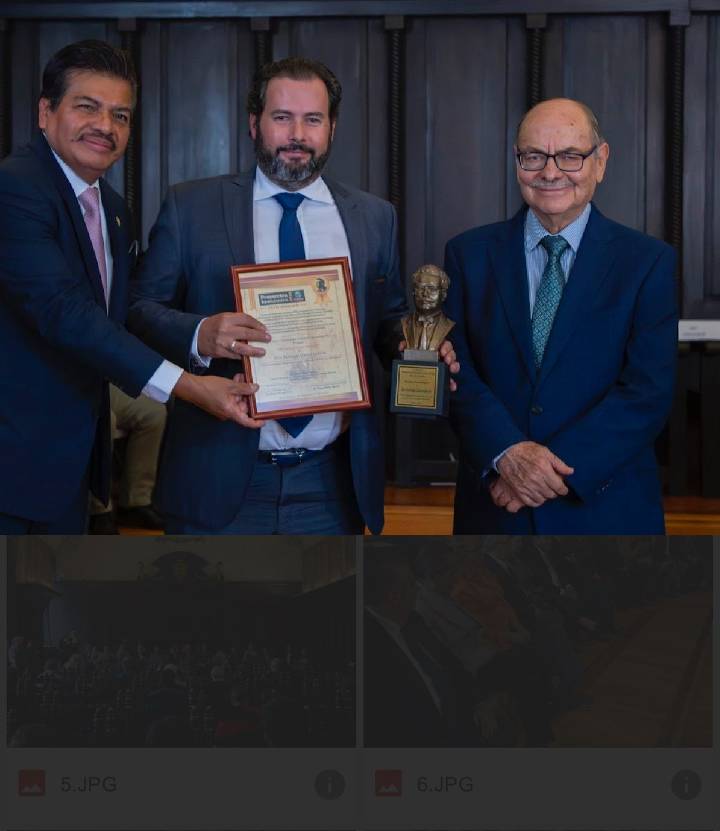 El cine es un espacio de libertad expresa Santiago García Galván al recibir la presea Ricardo Flores Magón