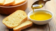 The Best Type Of Bread To Pair With Dipping Oil
