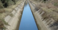 Dolor en Santa Lucía por la muerte de una nena en un canal