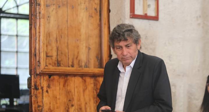 Gerente de Salud de Arequipa, Walther Oporto, seguirá en cargo, hasta que sanción sea consentida