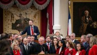 Texas lawmakers give final approval to redrawn congressional map