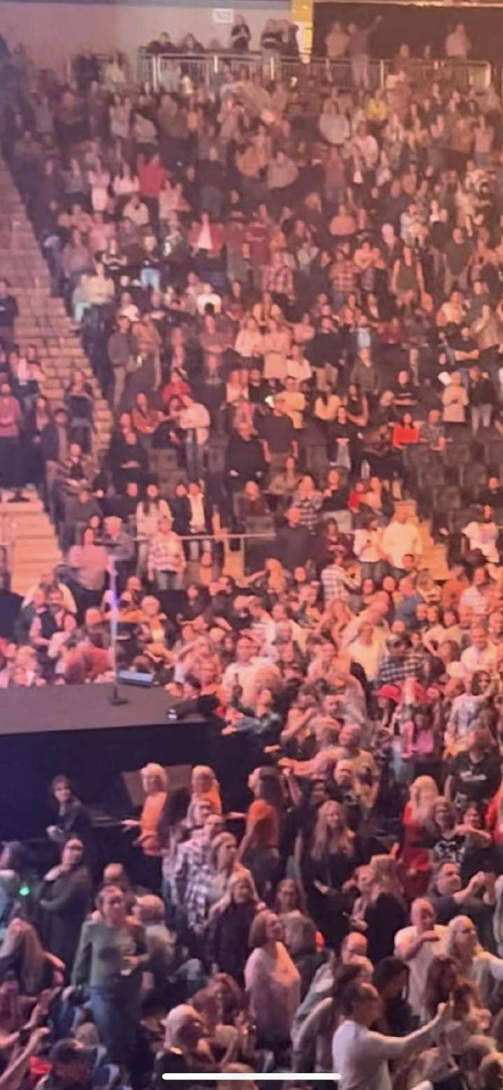 The Celebrity Walkout!