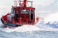 Localizan el cuerpo sin vida de un marinero desaparecido en una batea cerca de Cabo de Cruz (A Coruña)