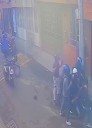MOTOCICLISTAS ATACAN BRUTALMENTE A MECÁNICO