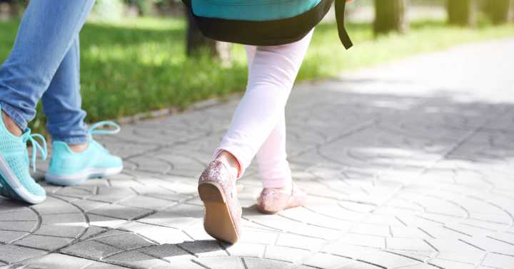 Walking to school could be key to improving kids' health